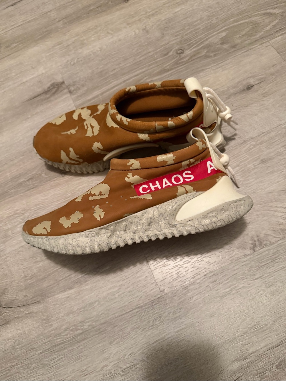 Nike CHAOS Slip-On Sneakers in Brown and Cream